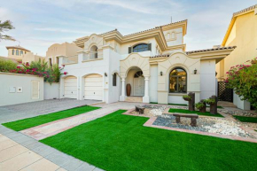 Two Story 5 Bedroom With Atlantis View - Palm Jumeirah